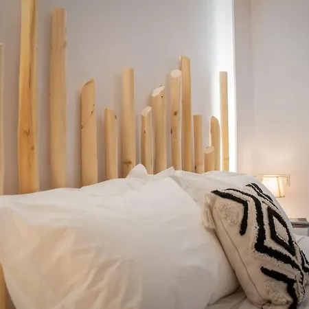 Hotel Stone Waves